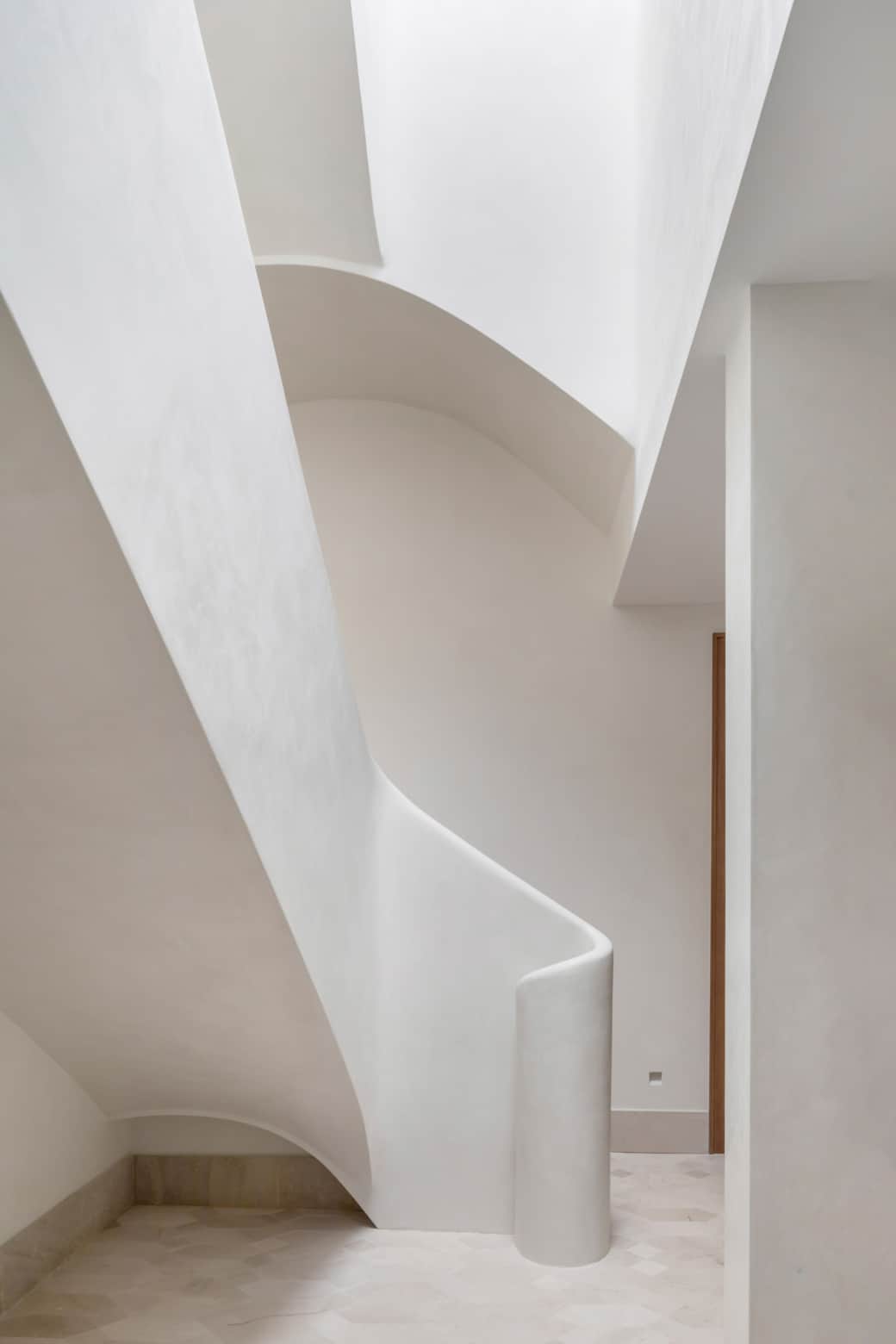 Príncipe · El Ático · Escalera 1
