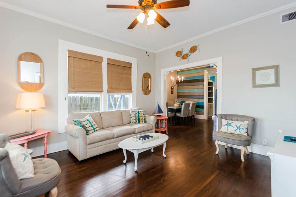 Living area with queen sleeper sofa. Living area with queen sleeper sofa.