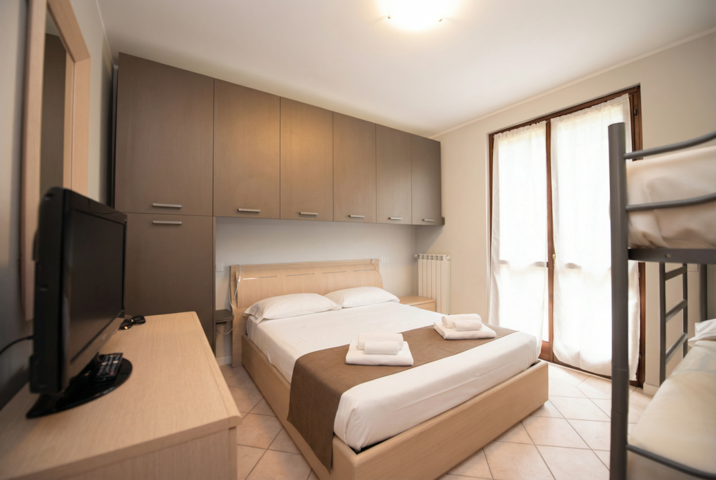 Camera da letto con TV