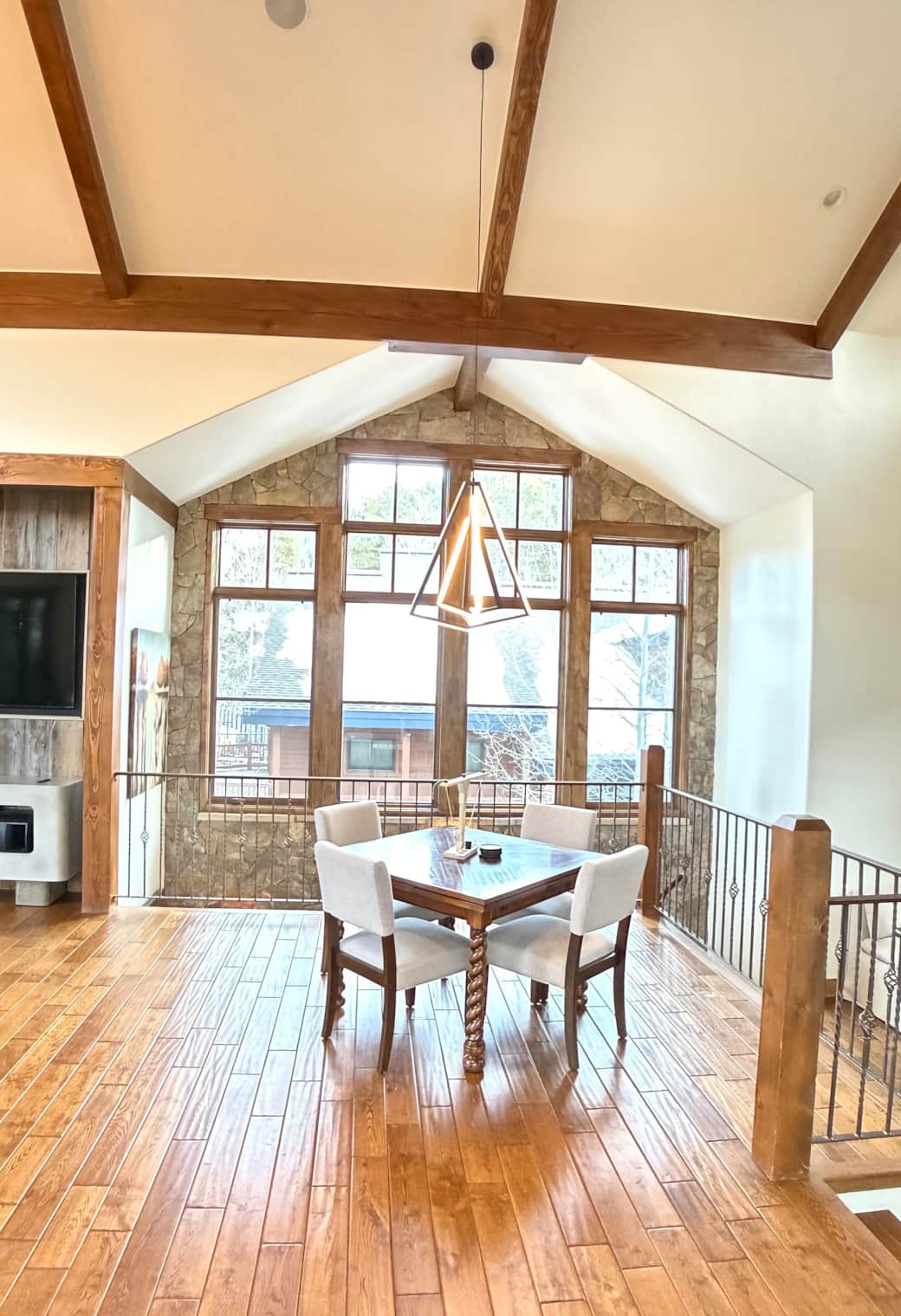 Game Table & Extra Dining