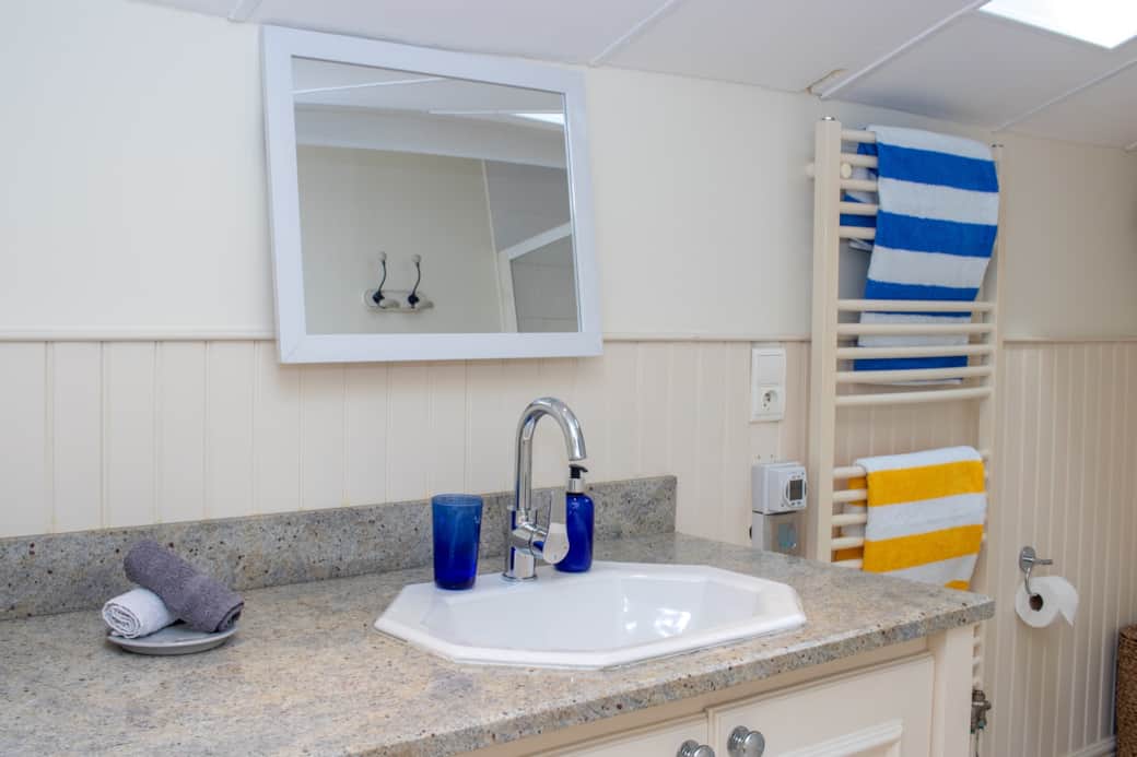 Ensuite shower room