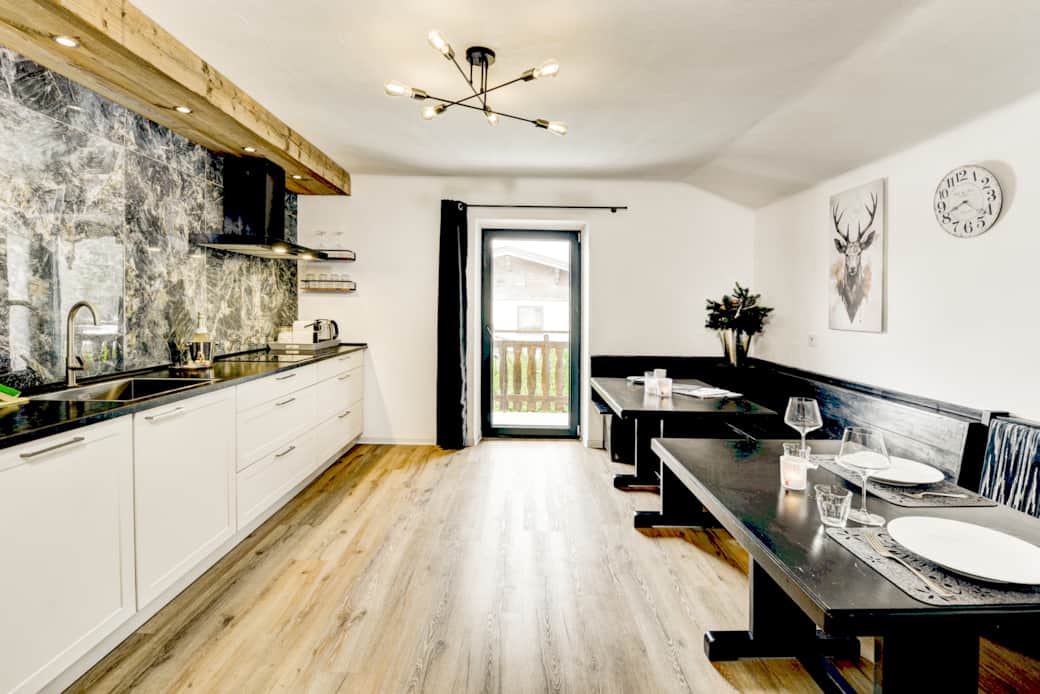 Küche mit Panoramablick – Ferienwohnung Das Bergnest Küche mit Panoramablick – Ferienwohnung Das Bergnest