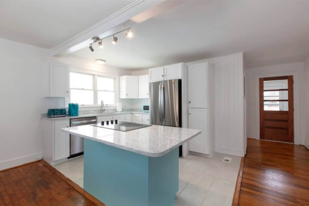 0ae33e5f ddb3 4bd0 b8ef 98a400d14116