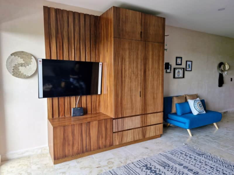 77b9ed9b 0aae 4706 92f6 e51ea1d34935