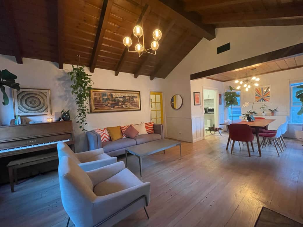 Living room/dining 