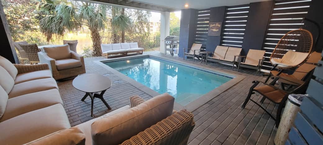 23 New Pool Area COMFORTABLE Seating 23 New Pool Area COMFORTABLE Seating