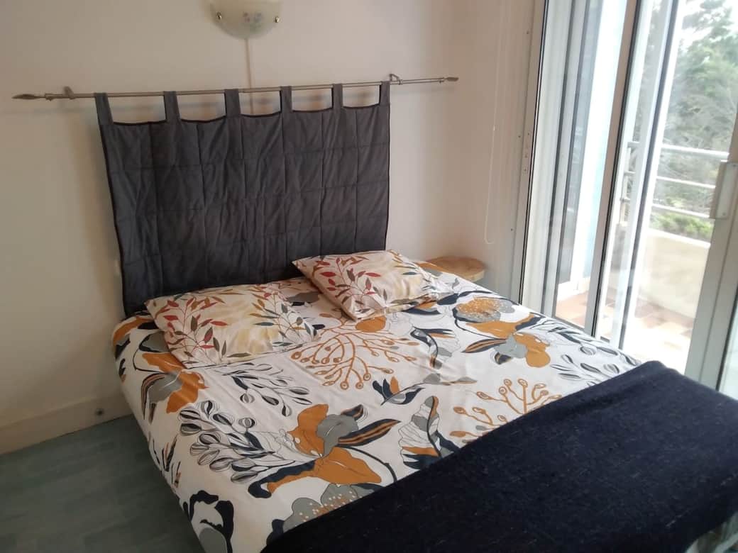 CH 1 lit double de 140 cm