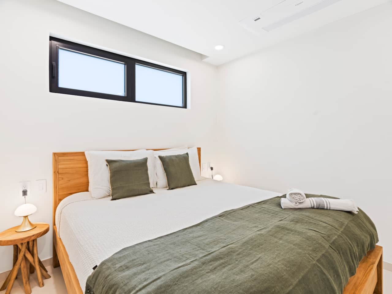 Bedroom #1