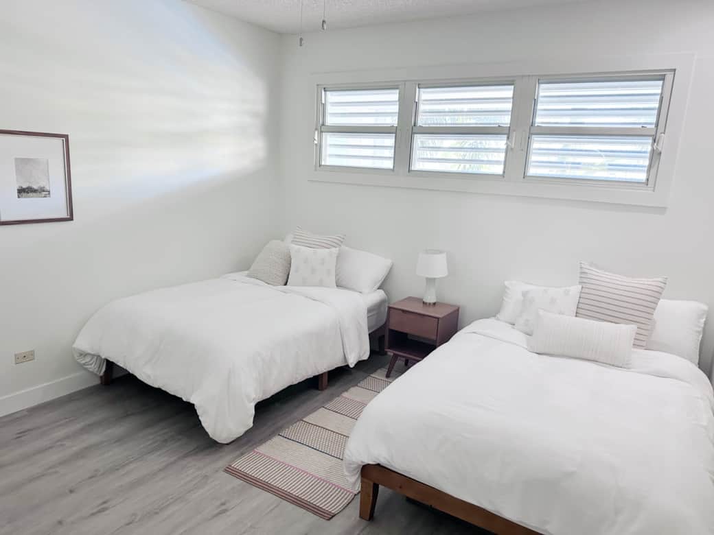 2nd bedroom with 2 full beds