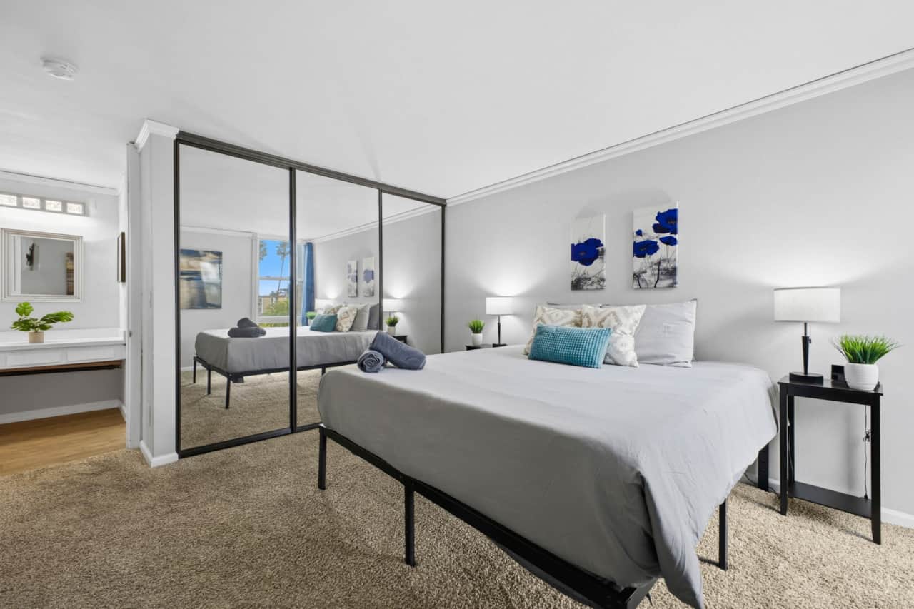 Bedroom #1 - Mirrored Closet