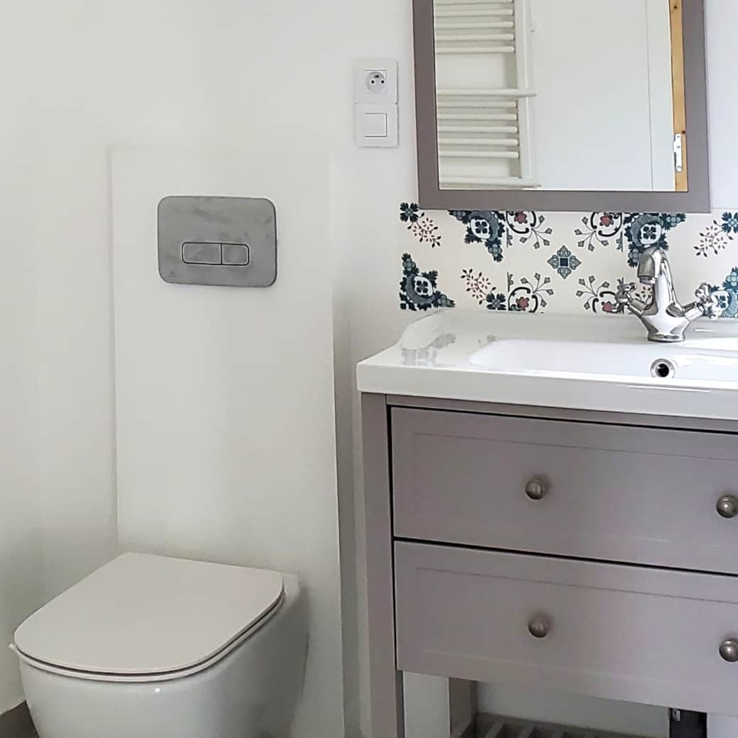 Toilettes suspendues !