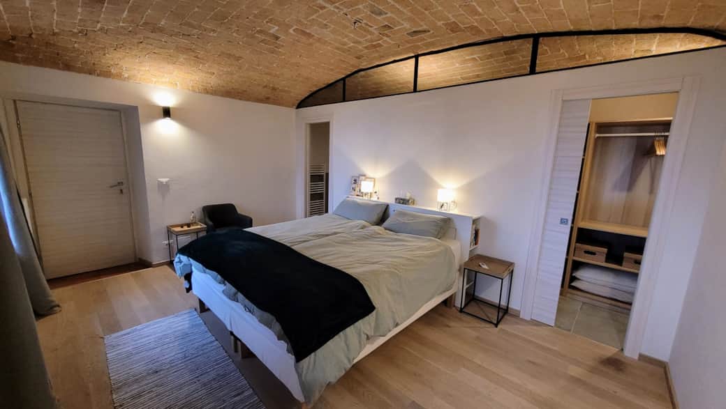 Bedroom with king-size bed