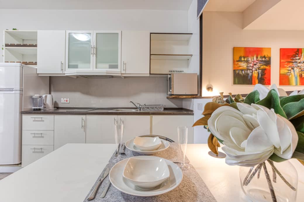 Fully equipped kitchenette and dining space