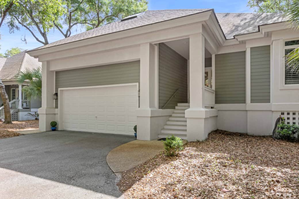 2999 Hidden Oak Dr
