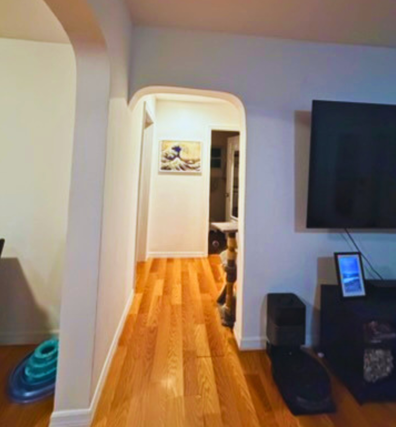Open hallways create an open and welcoming atmosphere. Lakeland, FL