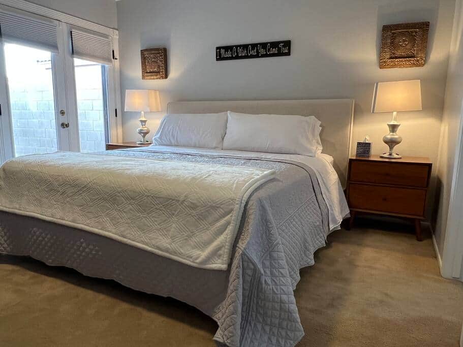 Master bedroom - King size bed