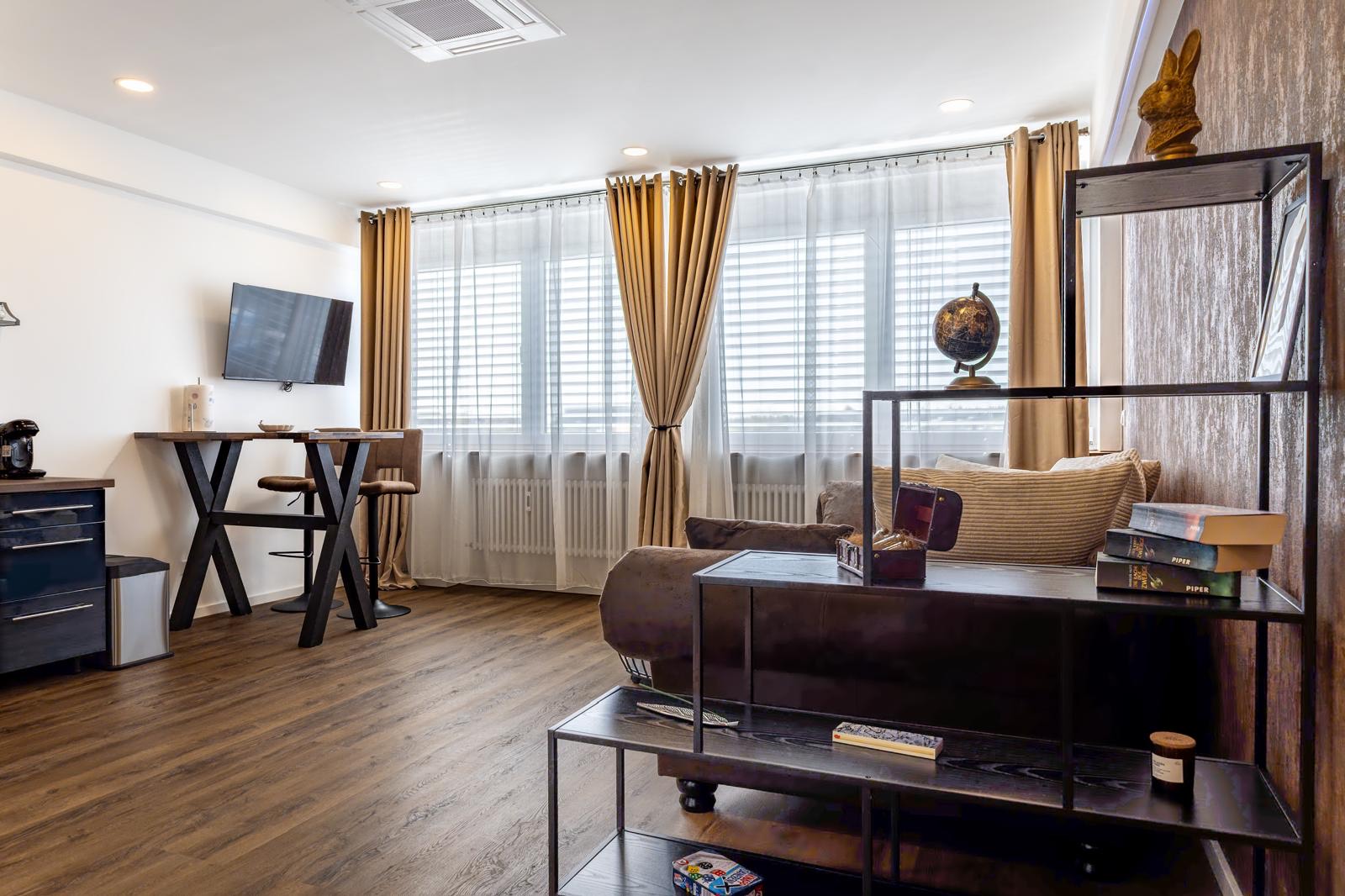 Apartment 2 2