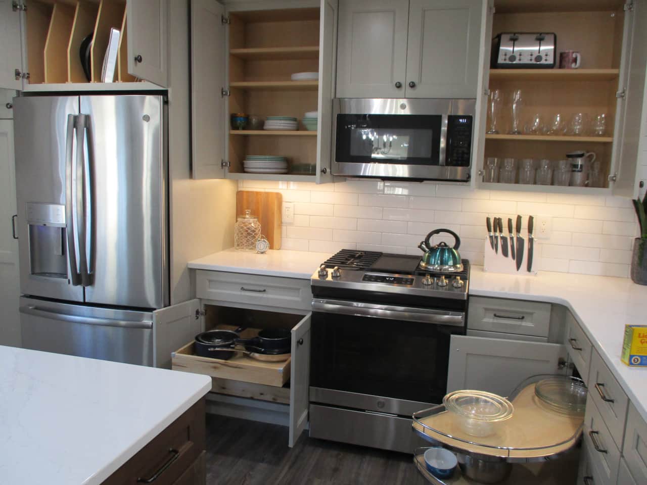 Fully Stocked Kitchen for Easy Meal Prep