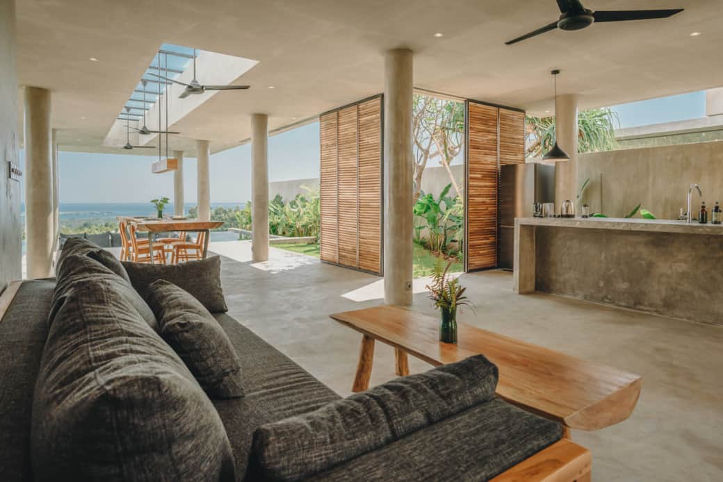 Villa Yolanda kitchen/lounge area