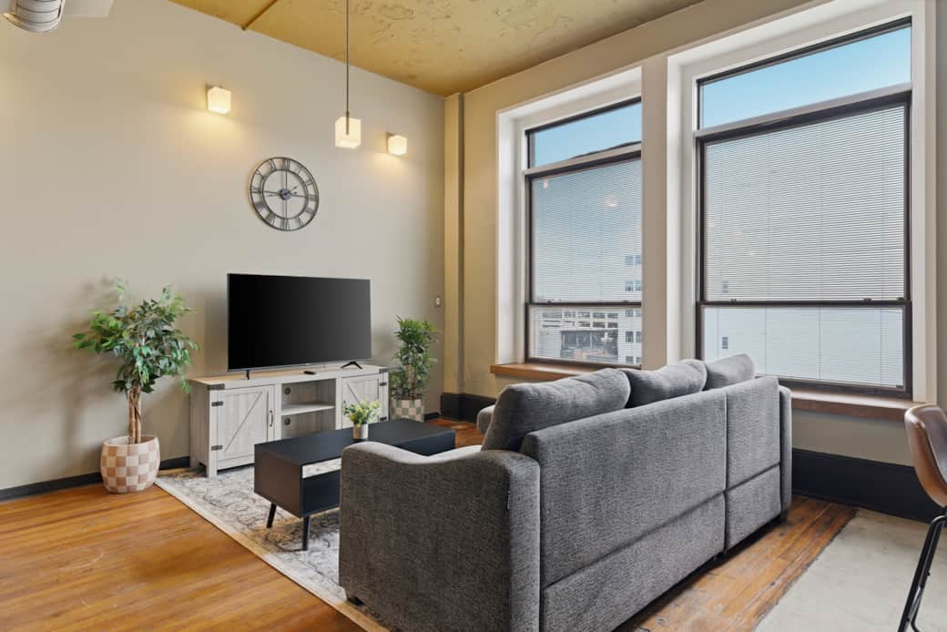 1827 1st ave n 605 004 edit 1827 1st ave n 605 004 edit