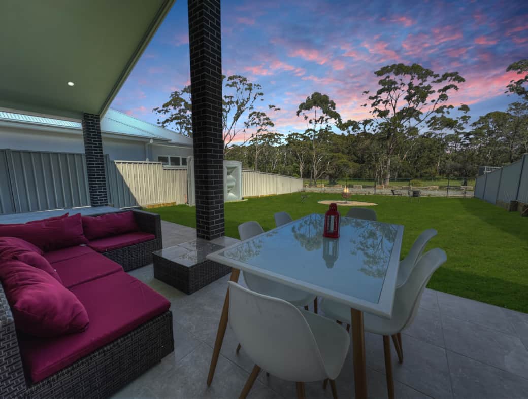 20 SussexGardenStays (SGS) Backyard 20 SussexGardenStays (SGS) Backyard