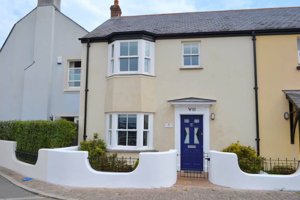 Magnet Cottage 7 Shoreside Shaldon - Copy