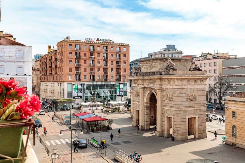 Beb-bed-and-breakfast-milano-centro-citta-milan-city-centre-brera-moscova-garibaldi-eco-budget-stay-