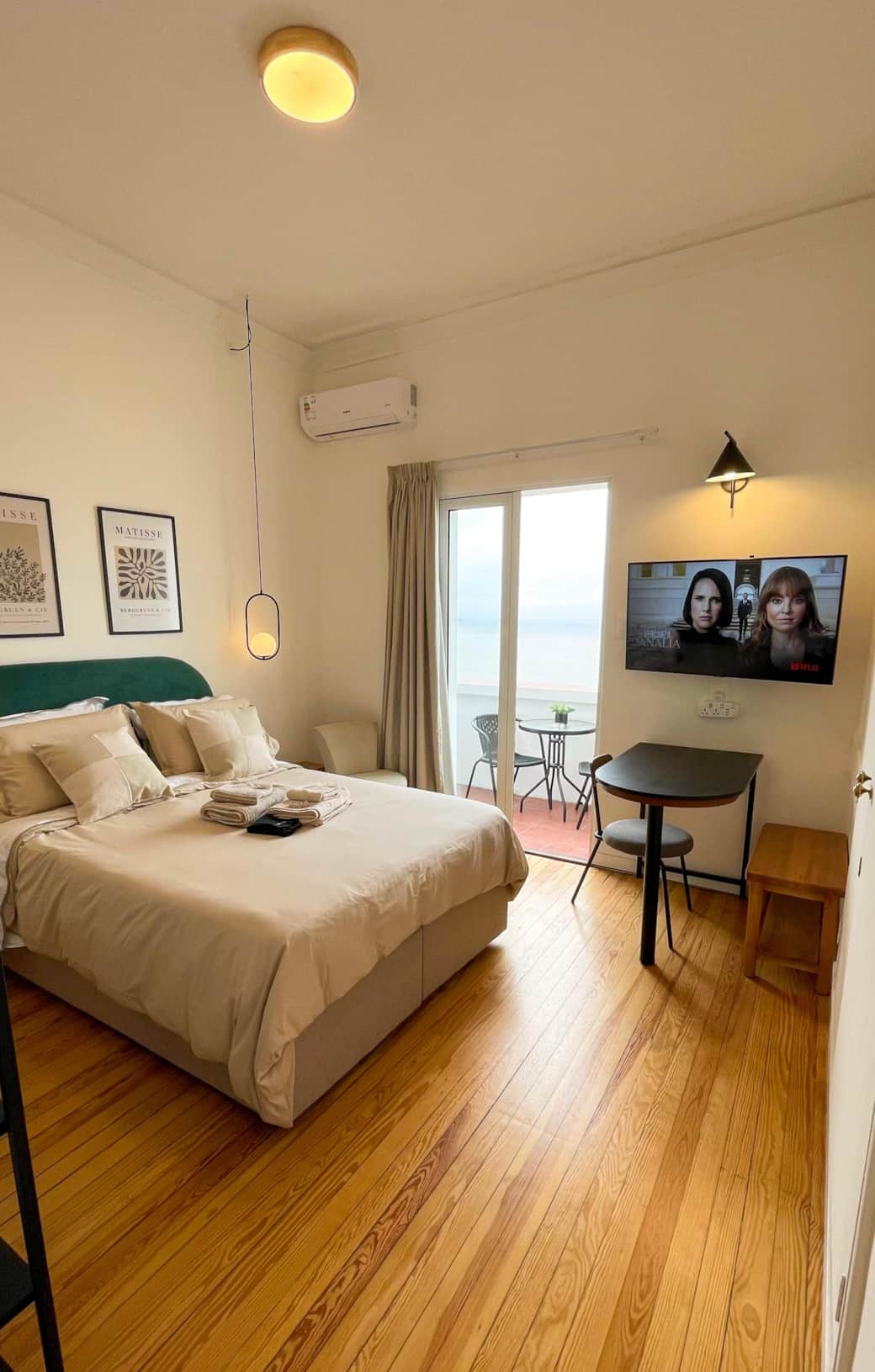 WhatsApp Image 2025-09-15 at 15.37