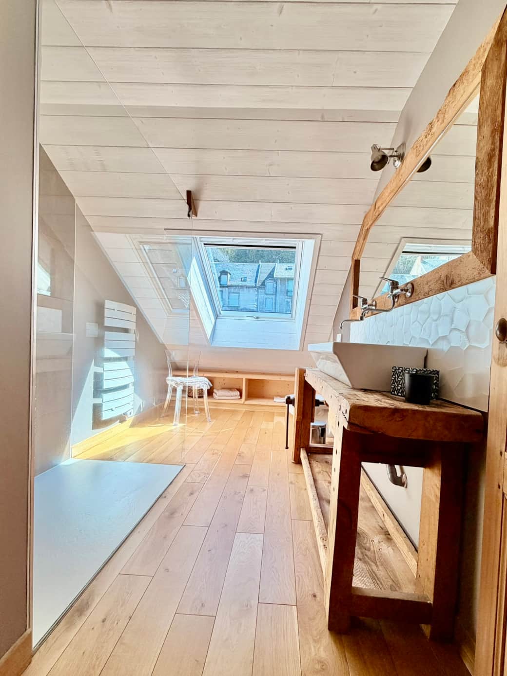 Mont-Dore-Appartement-Vaste-Salle-de-Bain