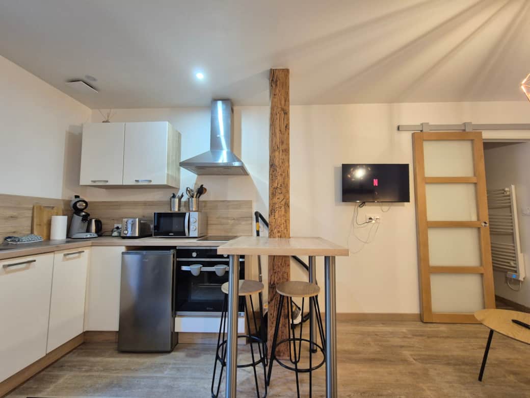 L'espace repas / bureau L'espace repas / bureau