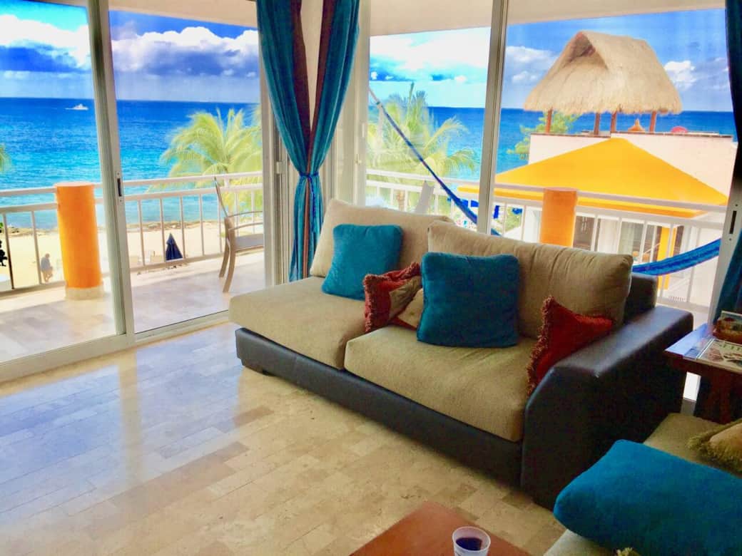 Panoramic views out of every window Panoramic views out of every window