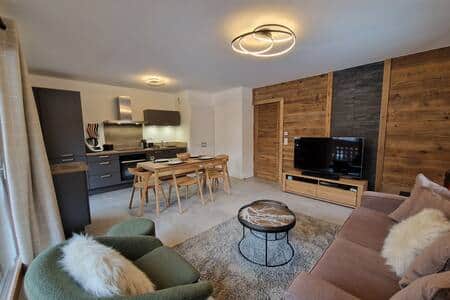 Espace de vie avec TV & wifi