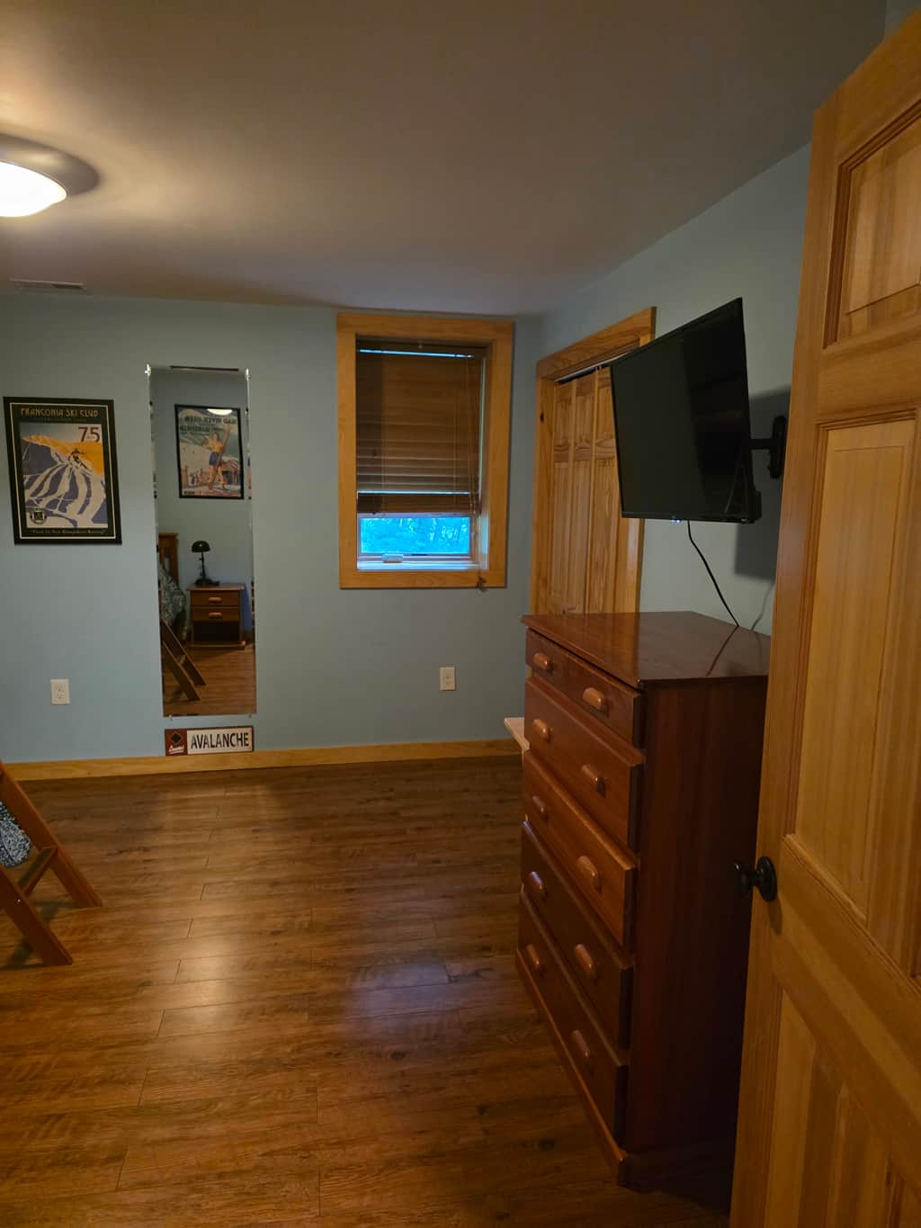 Bedroom with bunk bed