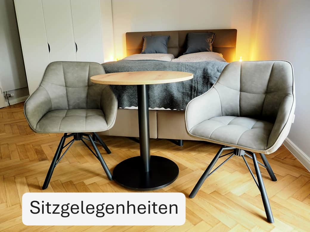 Sitzgelegenheiten