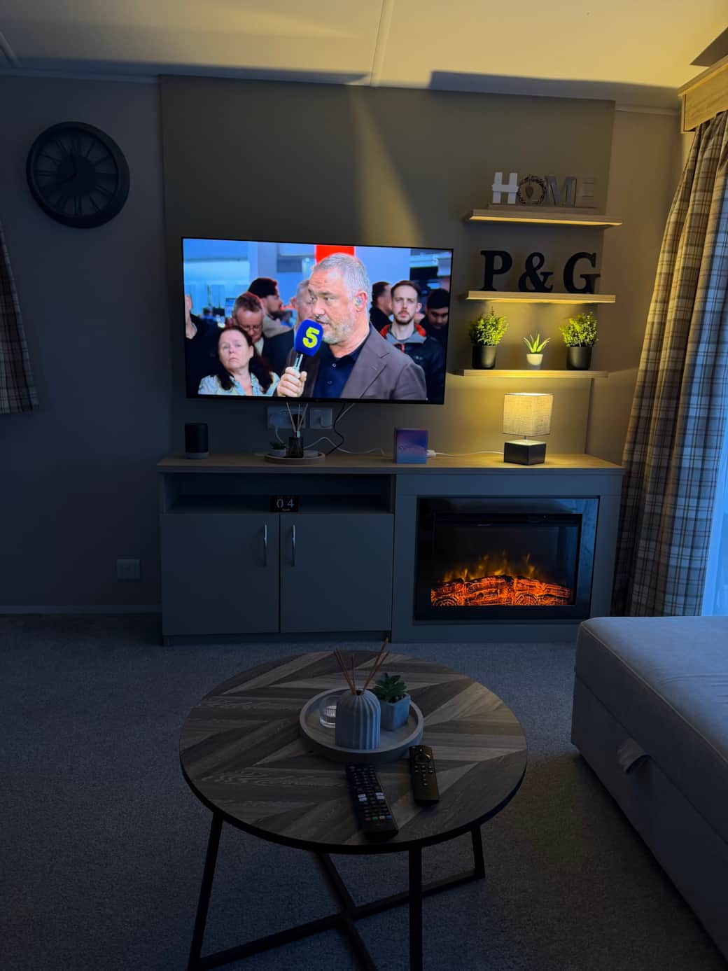 Living Room 5