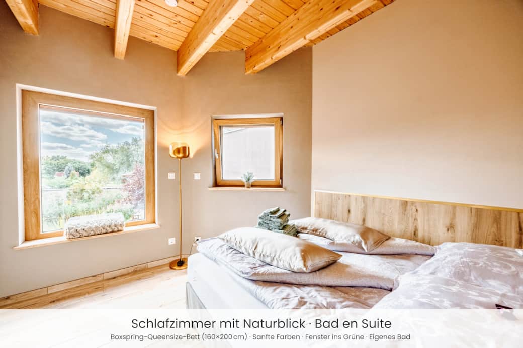 Schlafzimmer 1