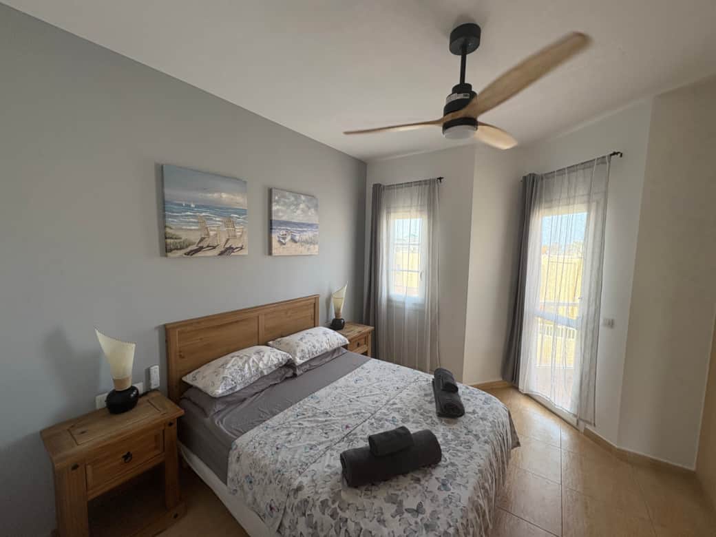 Main Bedroom with Kingsize bed and fitted wardrobes