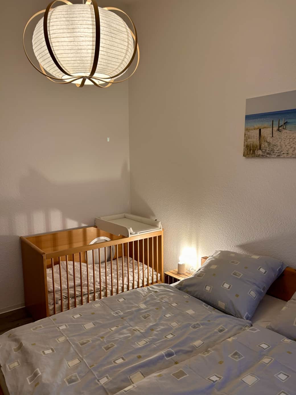 Schlafzimmer 1