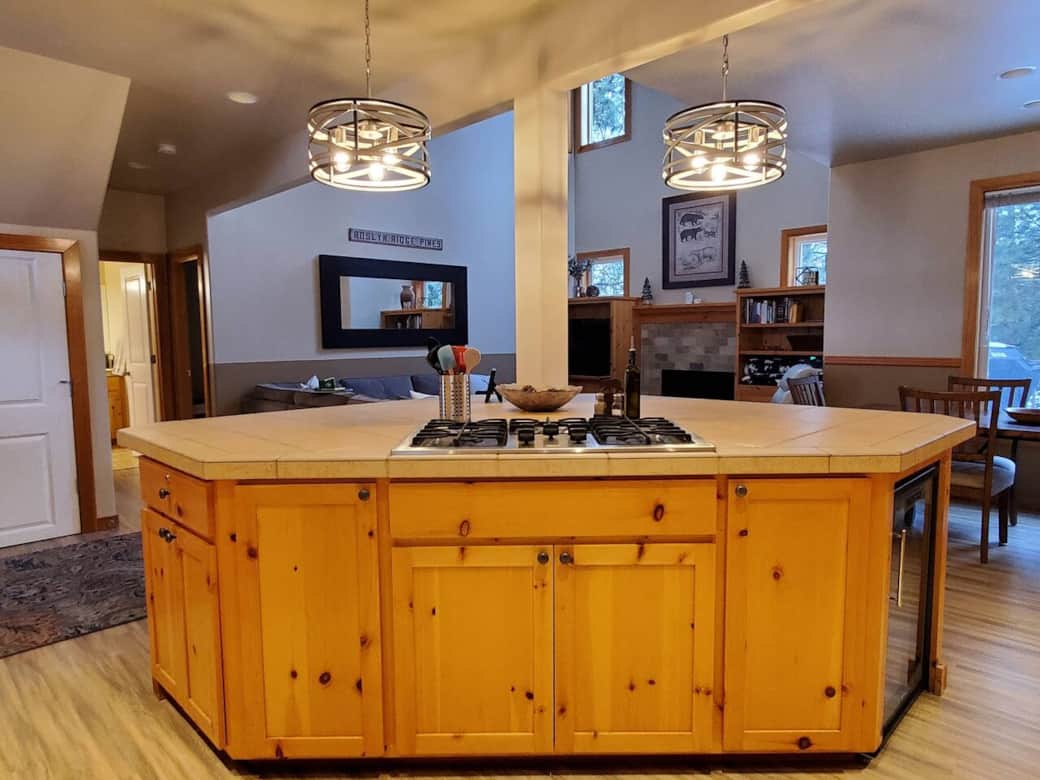 Cook and chat at the same time.