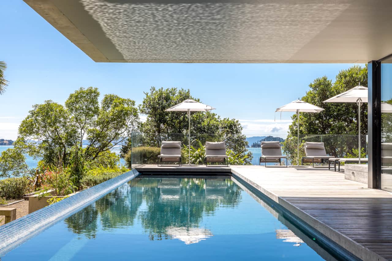 POOL TERRACE