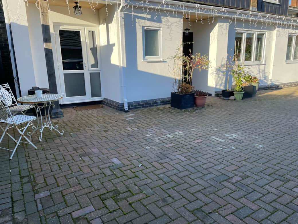 Spindlewood Outside Front door