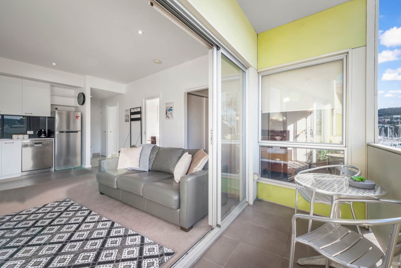 Open Plan Living and Dining 01