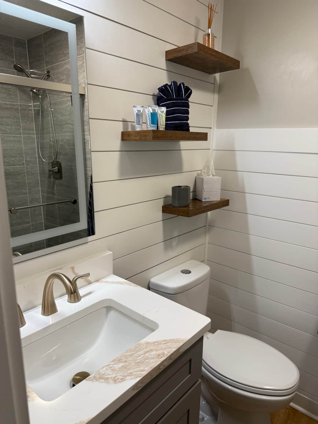 Front Bedroom - Ensuite