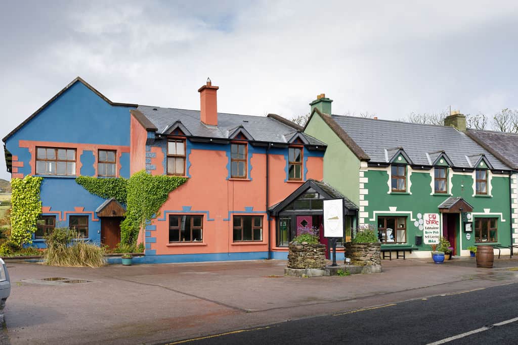 TigBhric Front showing the Pub, Guesthouse and Brewers Lodge