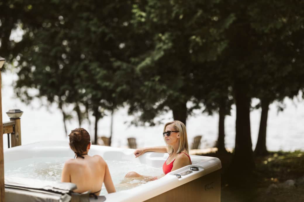 Hottub for 6-7 people