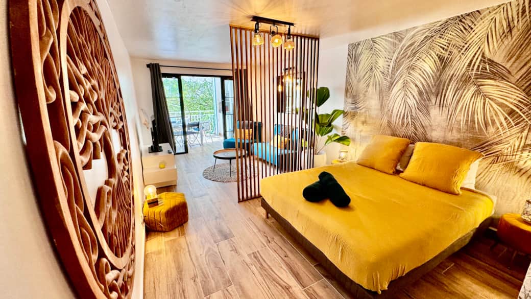Chambre vue panoramique- Studio TI KAZ BONNEUW - Village Vacances Sainte Anne GUADELOUPE - Concierge Chambre vue panoramique- Studio TI KAZ BONNEUW - Village Vacances Sainte Anne GUADELOUPE - Concierge