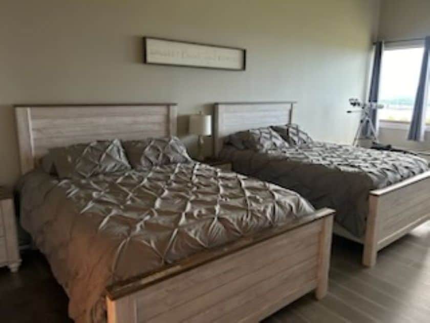 2 Queen Beds 2 Queen Beds