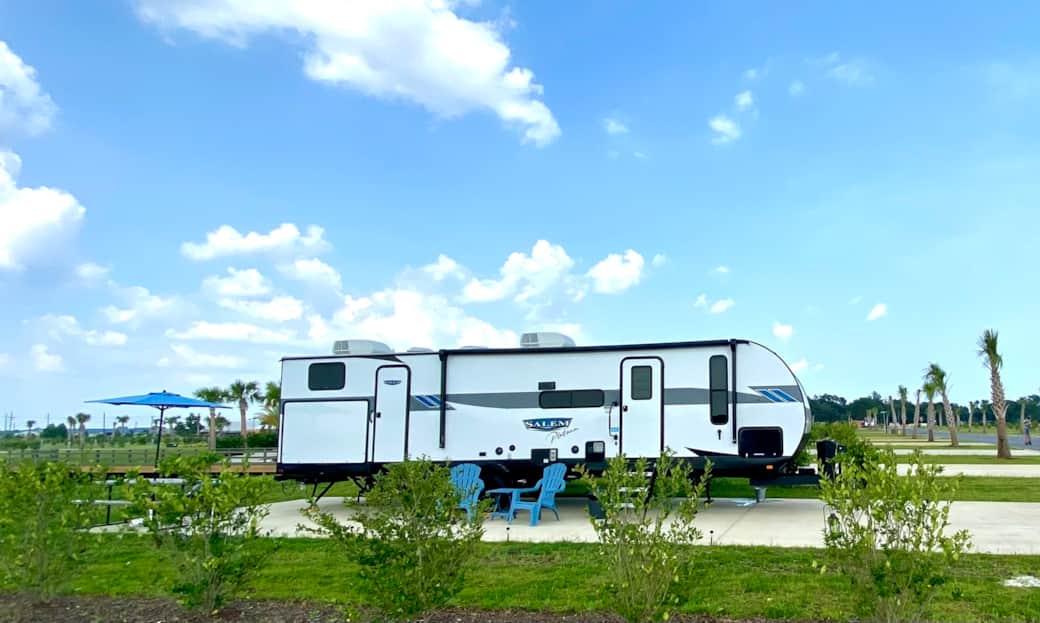 Full Exterior