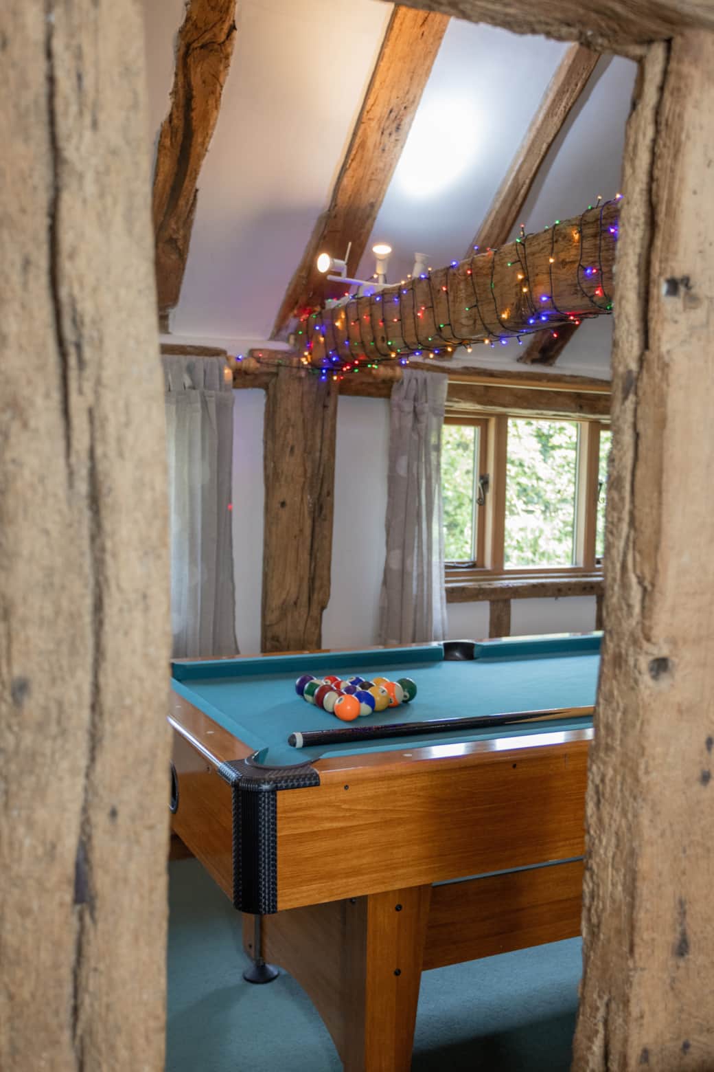Pool table