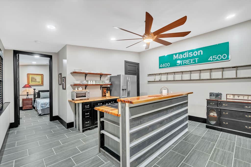 139M Kitchen